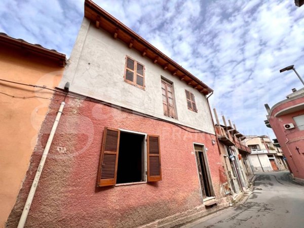 casa indipendente in vendita a Maracalagonis in zona Centro Storico