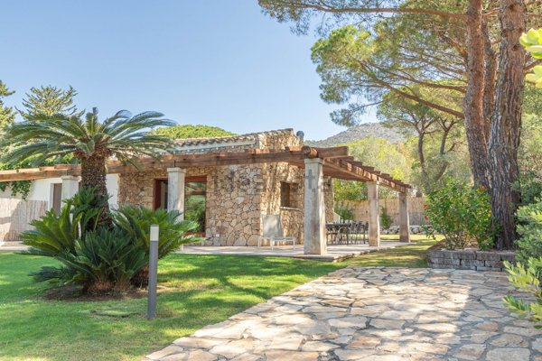 quadrivano in vendita a Maracalagonis in zona Torre delle Stelle
