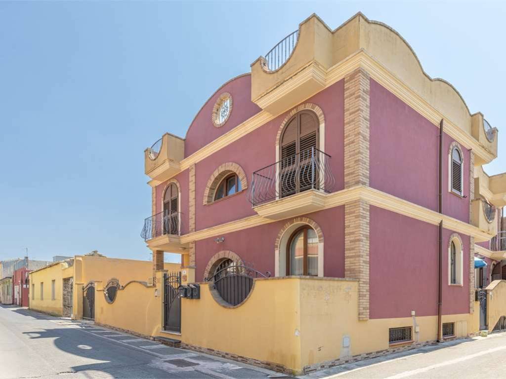 appartamento in vendita a Maracalagonis in zona Centro Storico