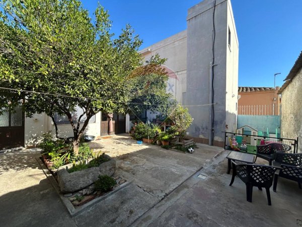 casa indipendente in vendita a Maracalagonis