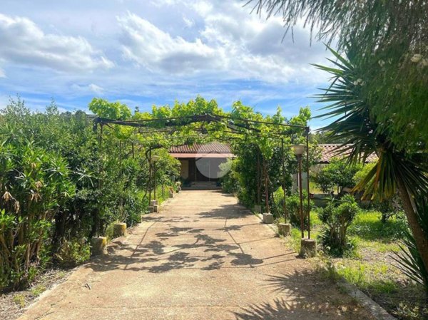 casa indipendente in vendita a Maracalagonis