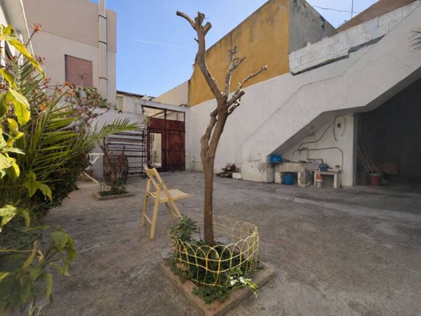 casa indipendente in vendita a Maracalagonis in zona Centro Storico