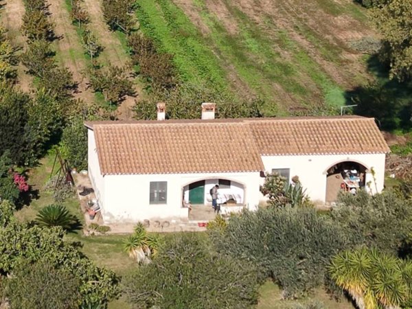 casa indipendente in vendita a Pula