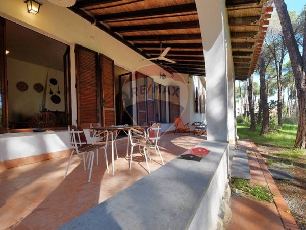 casa indipendente in vendita a Pula