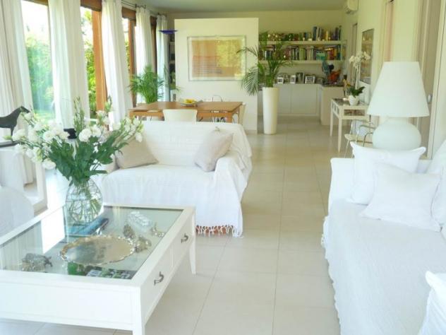 casa indipendente in vendita a Pula