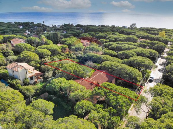 casa indipendente in vendita a Pula
