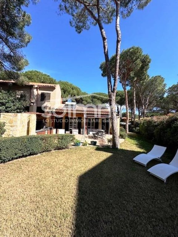 casa indipendente in vendita a Pula
