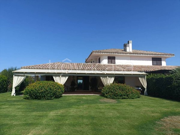casa indipendente in vendita a Pula