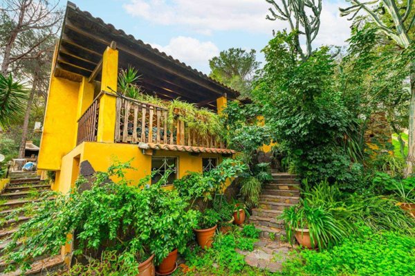 casa indipendente in vendita a Pula