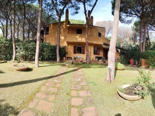 casa indipendente in vendita a Pula