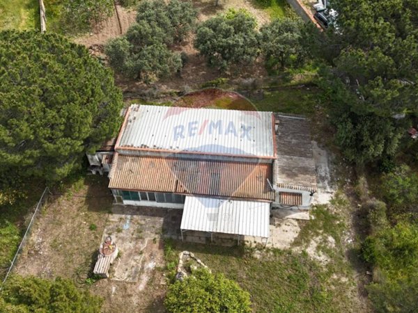 casa indipendente in vendita a Pula