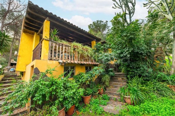 casa indipendente in vendita a Pula