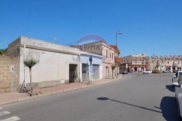 casa indipendente in vendita a Pula