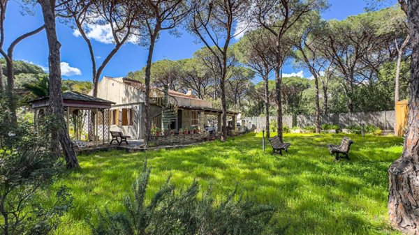 casa indipendente in vendita a Pula
