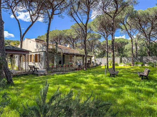 casa indipendente in vendita a Pula