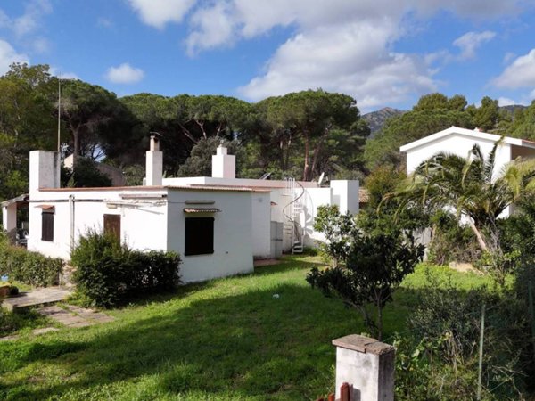 casa indipendente in vendita a Pula