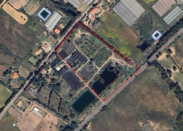 terreno edificabile in vendita a Pula