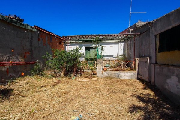 casa indipendente in vendita a Pula