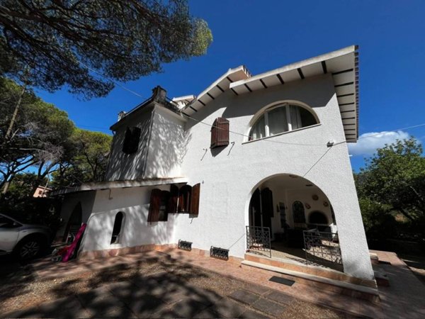 casa indipendente in vendita a Pula