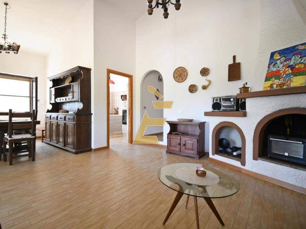 casa indipendente in vendita a Pula