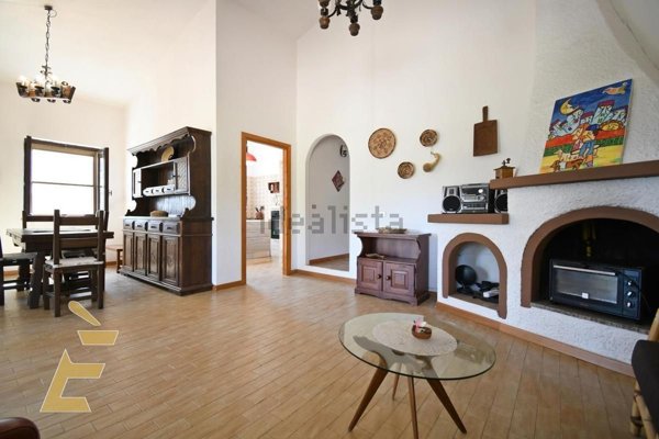 casa indipendente in vendita a Pula