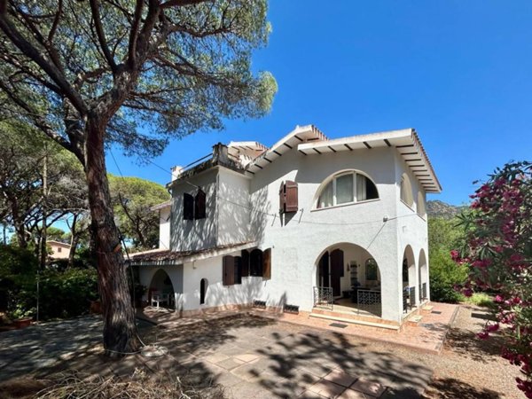 casa indipendente in vendita a Pula