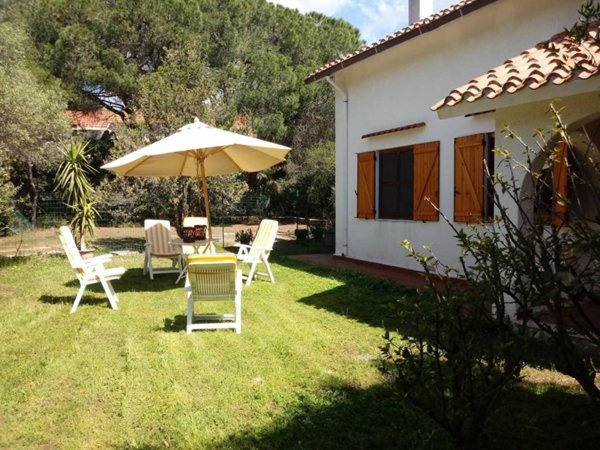 casa indipendente in vendita a Pula