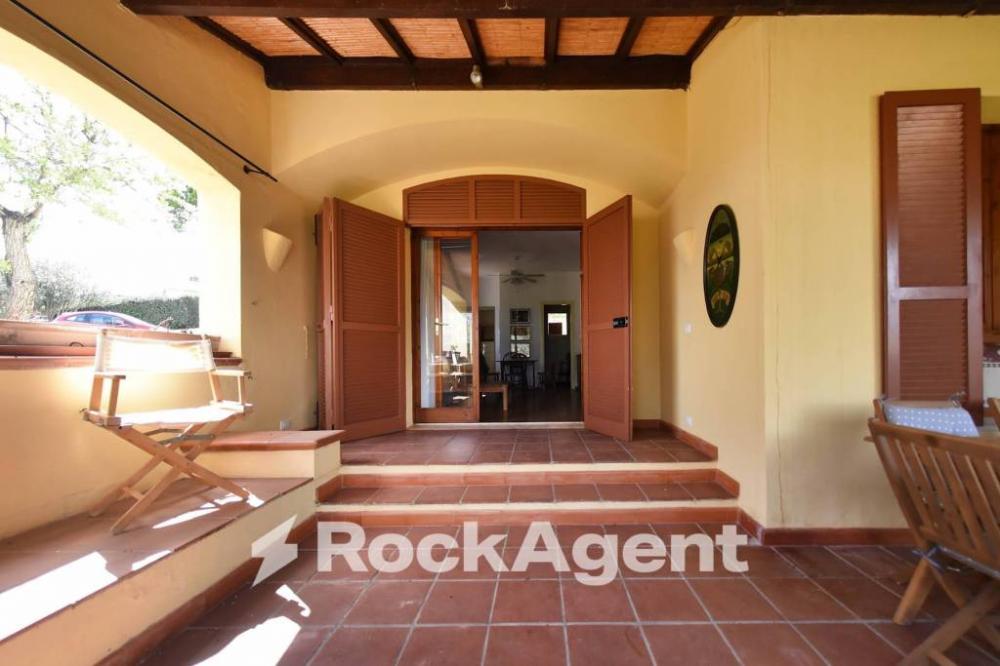 casa indipendente in vendita a Pula