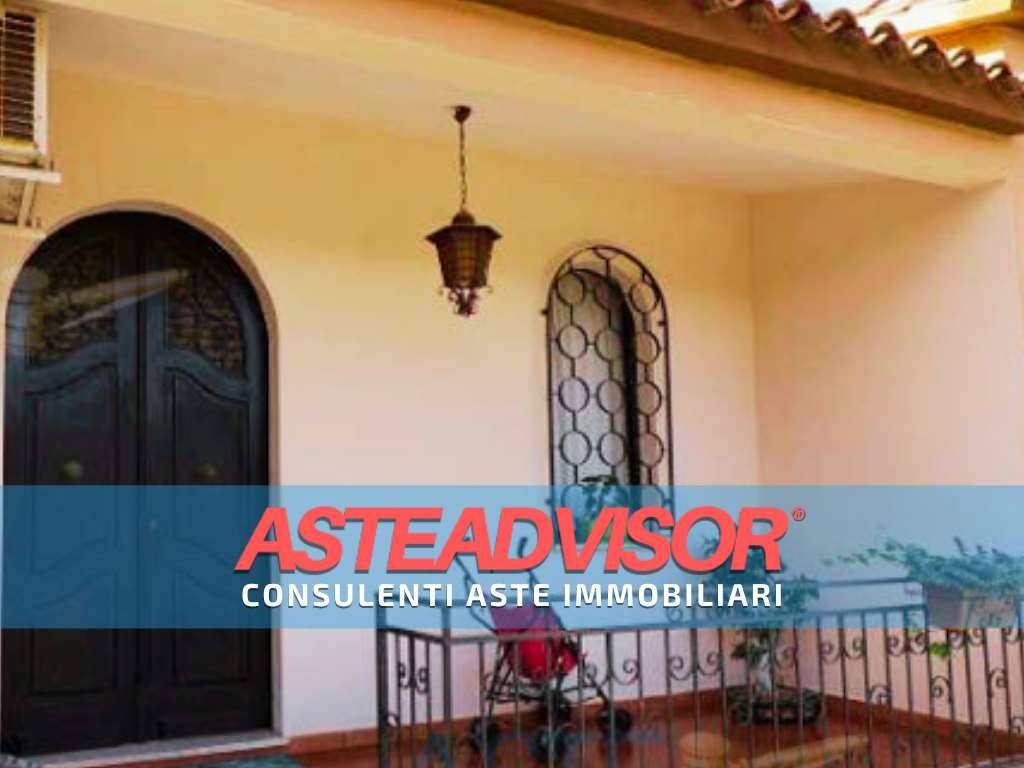 casa indipendente in vendita a Pula