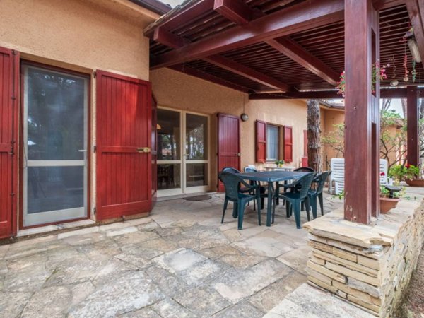 casa indipendente in vendita a Pula