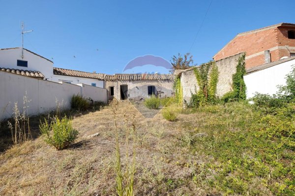 casa indipendente in vendita a Pula