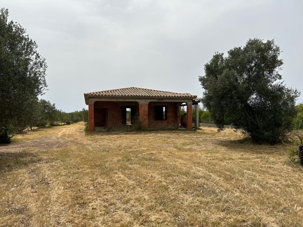casa indipendente in vendita a Pula