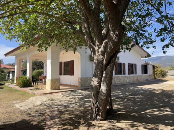 casa indipendente in vendita a Pula