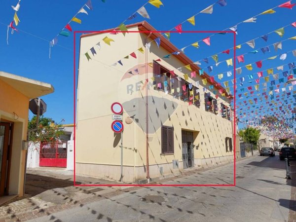 casa indipendente in vendita a Pula