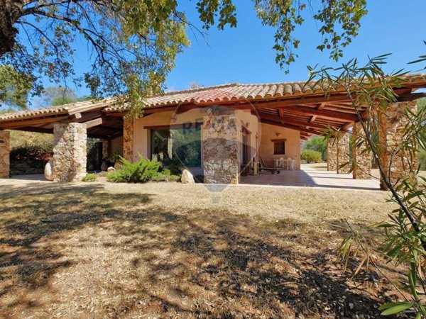 casa indipendente in vendita a Pula