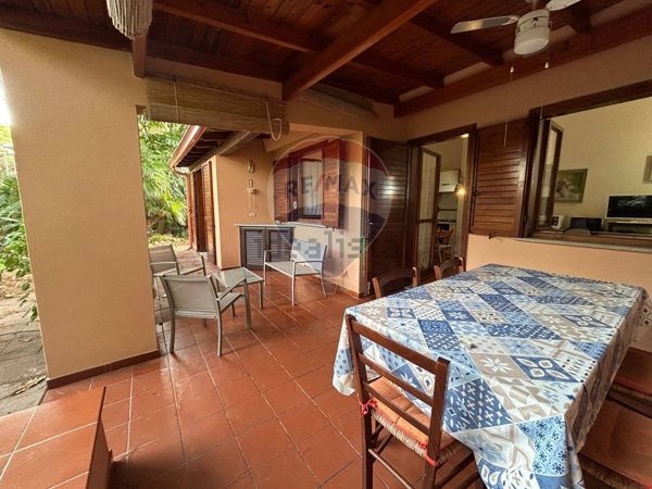 casa indipendente in vendita a Pula