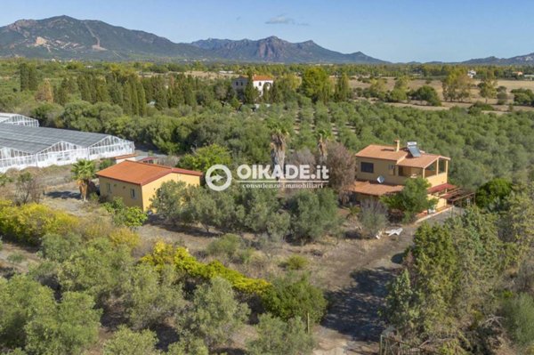 casa indipendente in vendita a Pula