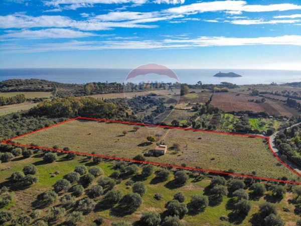 casa indipendente in vendita a Pula