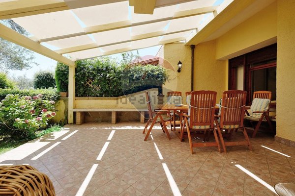 casa indipendente in vendita a Pula