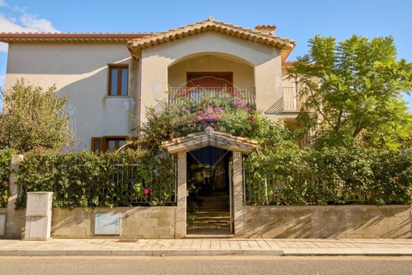 casa indipendente in vendita a Pula