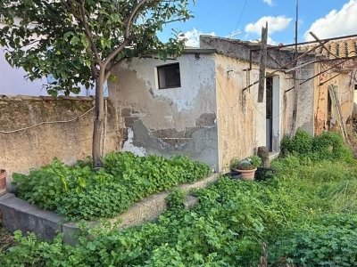 casa indipendente in vendita a Pula