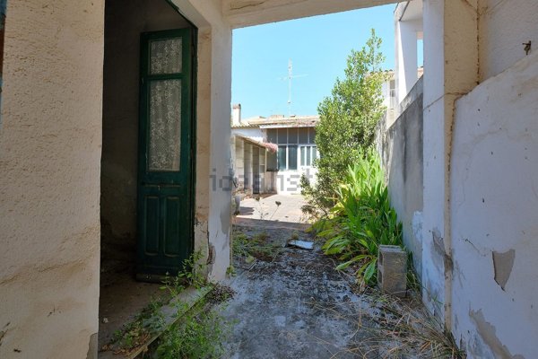 casa indipendente in vendita a Pula