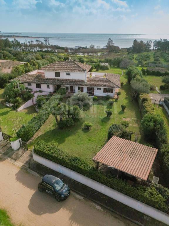 casa indipendente in vendita a Pula