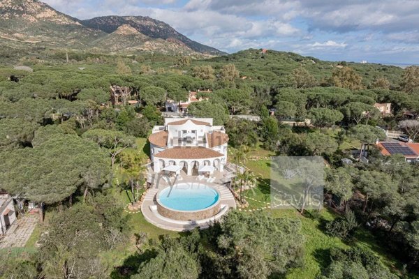 casa indipendente in vendita a Pula