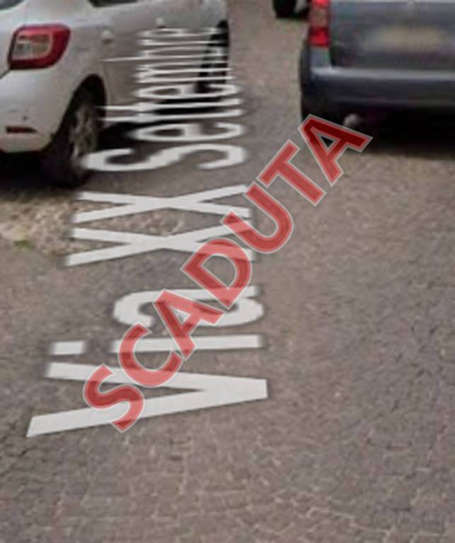 negozio in vendita a Pula