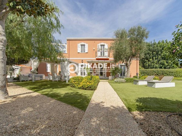 casa indipendente in vendita a Pula