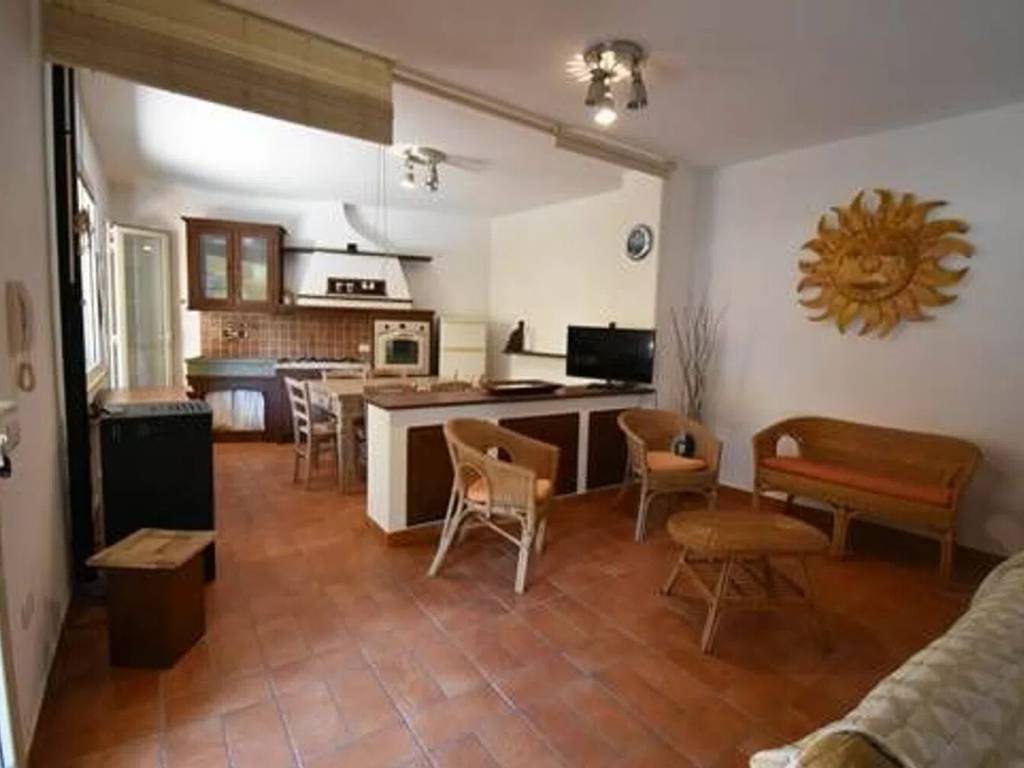 casa indipendente in vendita a Pula