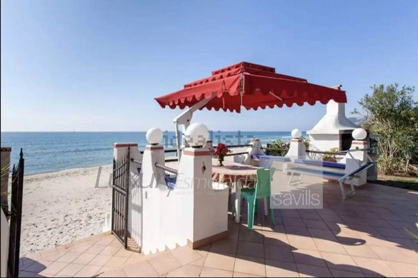 casa indipendente in vendita a Pula