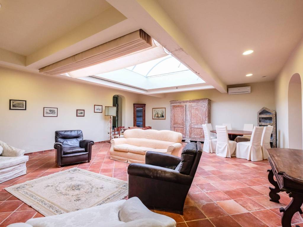 casa indipendente in vendita a Pula