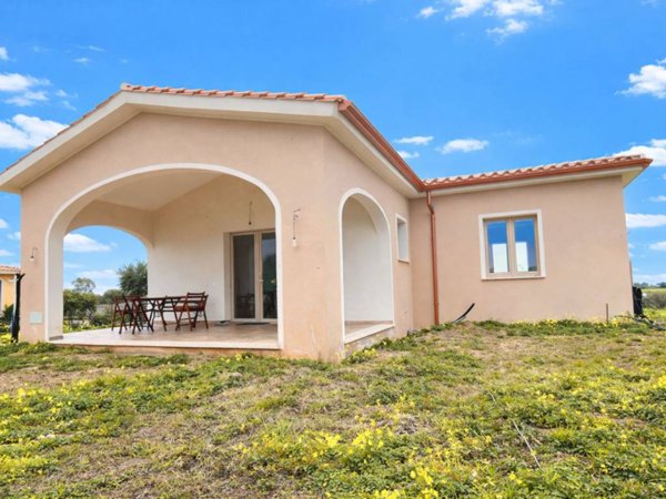 casa indipendente in vendita a Pula